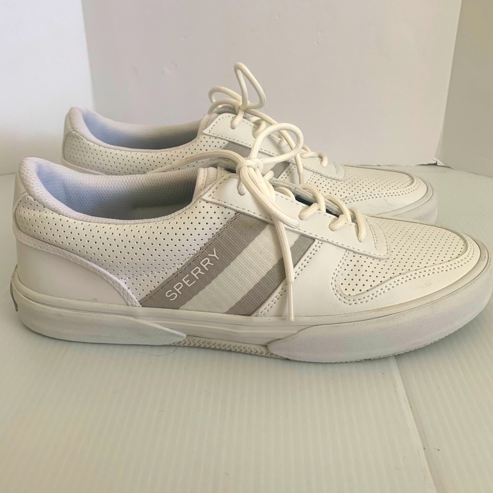 SPERRY Halyard Retro Mens Sz 9.5  Casual Lace Up Court Shoe: Sneakers